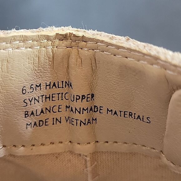 BRAND NEW DOLCE VITA CAFE PATENT HUEY LUG BOOTS - Picture 12 of 14